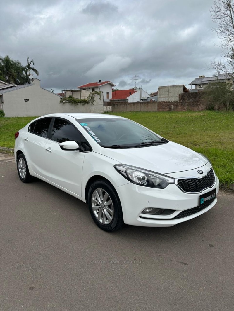CERATO 1.6 SX3 16V GASOLINA 4P AUTOMÁTICO - 2015 - CAMPO BOM