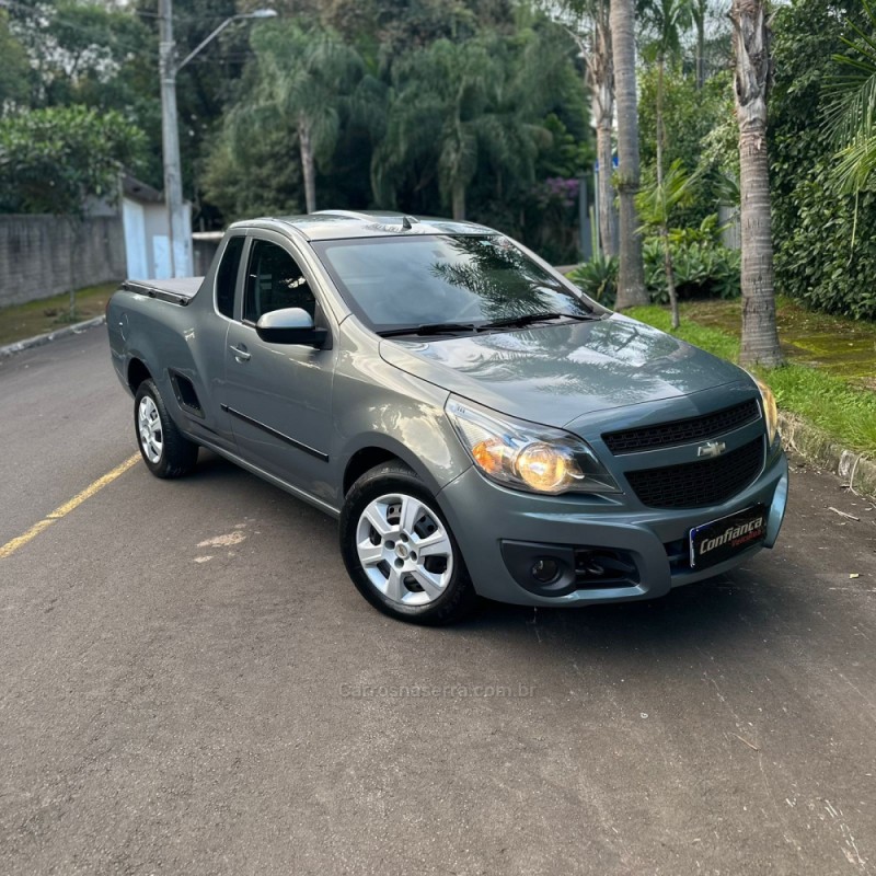 MONTANA 1.4 MPFI LS CS 8V FLEX 2P MANUAL - 2013 - CAMPO BOM