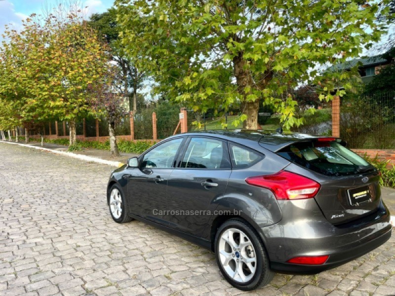 FOCUS 2.0 SE PLUS 16V FLEX 4P AUTOMÁTICO - 2018 - BENTO GONçALVES