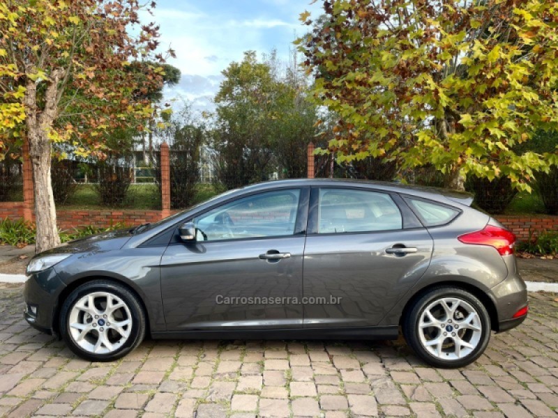 FOCUS 2.0 SE PLUS 16V FLEX 4P AUTOMÁTICO - 2018 - BENTO GONçALVES
