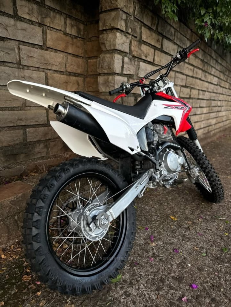 CRF 230F  - 2014 - LAJEADO