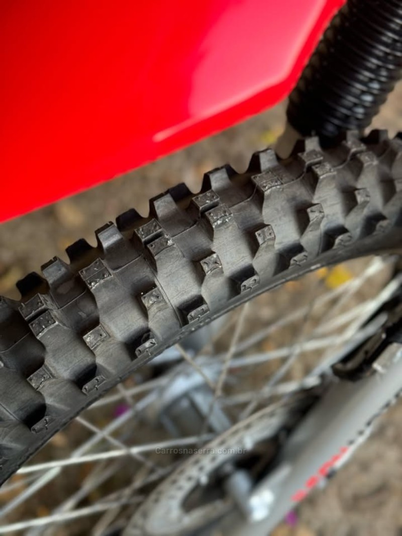 CRF 230F  - 2014 - LAJEADO