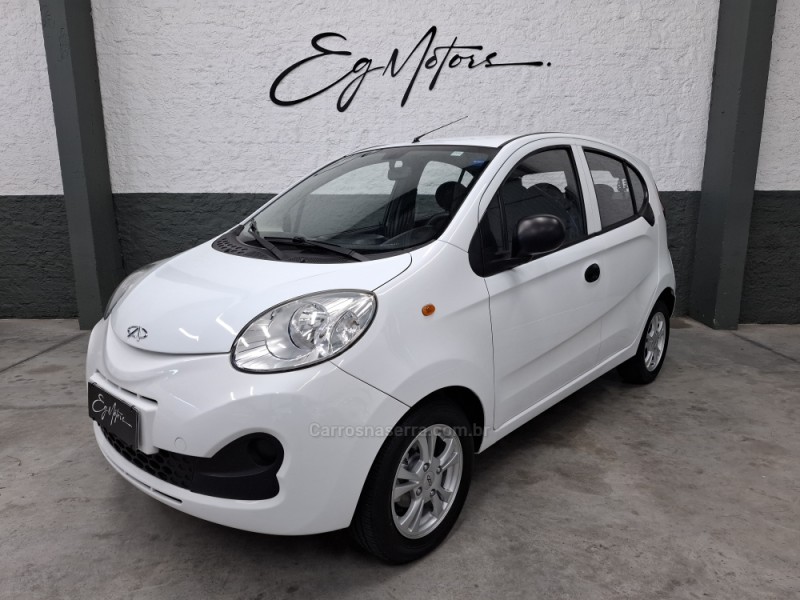 QQ 1.0 MPFI LOOK 12V GASOLINA 4P MANUAL - 2018 - BENTO GONçALVES