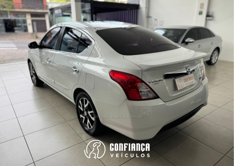 VERSA 1.6 16V FLEX UNIQUE 4P XTRONIC - 2017 - BENTO GONçALVES