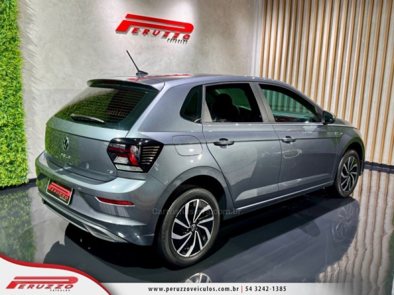POLO 1.0	200 TSI HIGHLINE AUTOMÁTICO  - 2024 - NOVA PRATA