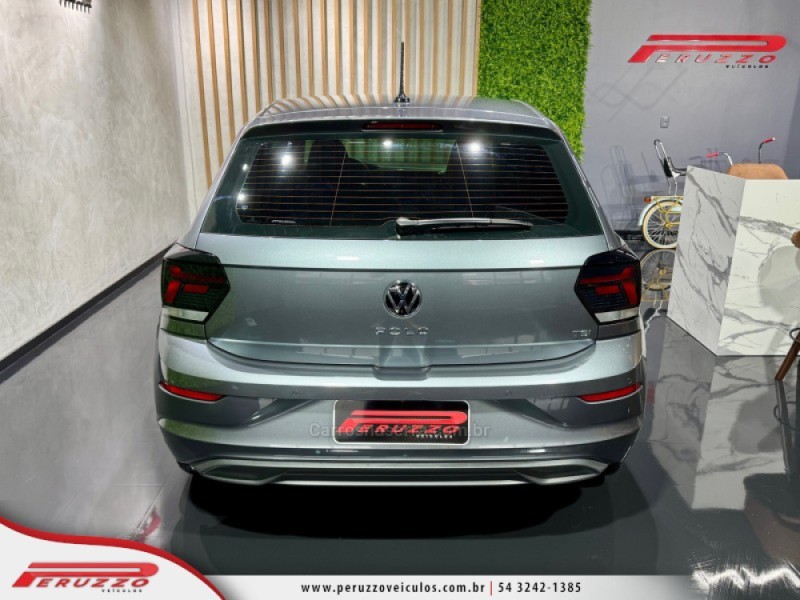 POLO 1.0	200 TSI HIGHLINE AUTOMÁTICO  - 2024 - NOVA PRATA