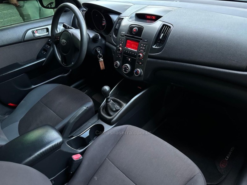 CERATO 1.6 SX 16V FLEX 4P MANUAL - 2011 - CAMPO BOM