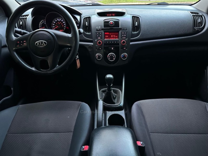 CERATO 1.6 SX 16V FLEX 4P MANUAL - 2011 - CAMPO BOM