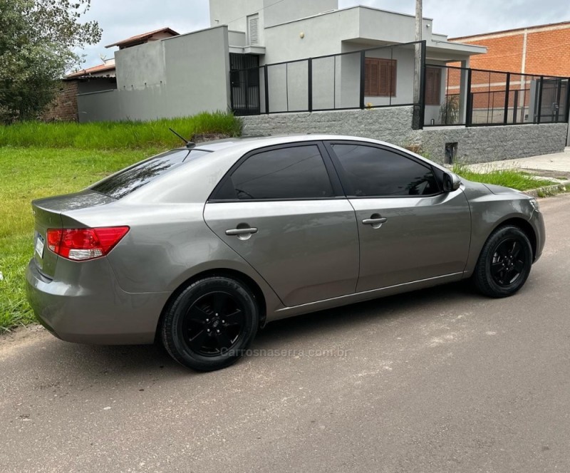 CERATO 1.6 SX 16V FLEX 4P MANUAL - 2011 - CAMPO BOM