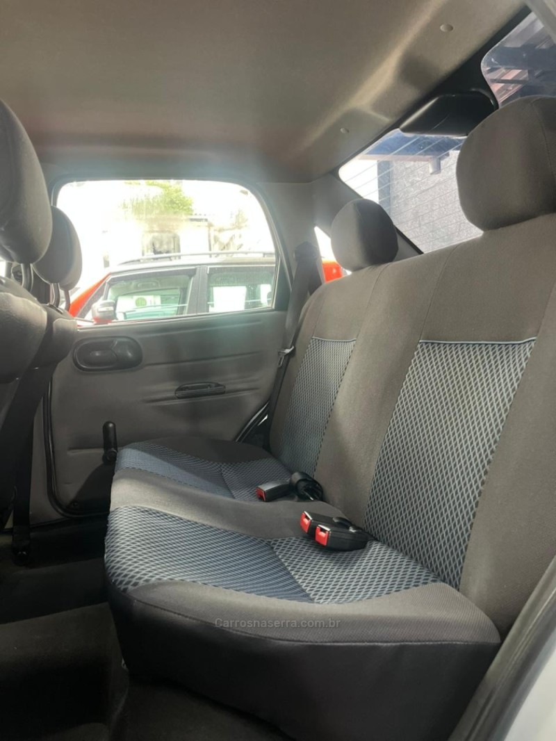 CLASSIC 1.0 MPFI LS 8V FLEX 4P MANUAL - 2013 - PASSO FUNDO