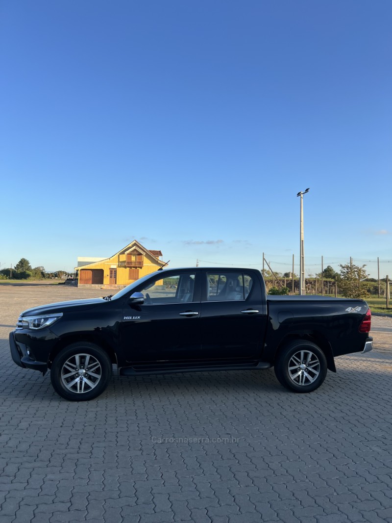 HILUX 2.8 SRX 4X4 CD 16V DIESEL 4P AUTOMÁTICO - 2017 - ANTôNIO PRADO
