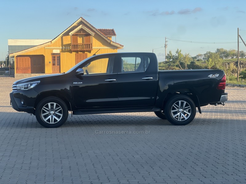 HILUX 2.8 SRX 4X4 CD 16V DIESEL 4P AUTOMÁTICO