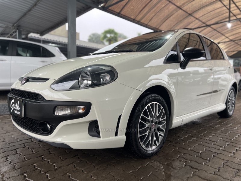 PUNTO 1.8 BLACKMOTION 16V FLEX 4P MANUAL - 2015 - BOM PRINCíPIO