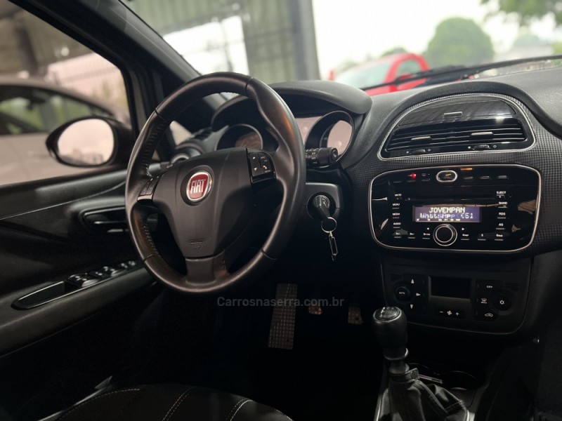 PUNTO 1.8 BLACKMOTION 16V FLEX 4P MANUAL - 2015 - BOM PRINCíPIO