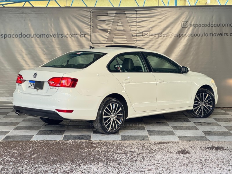 JETTA 2.0 TSI HIGHLINE 211CV GASOLINA 4P DSG - 2014 - NOVA PRATA