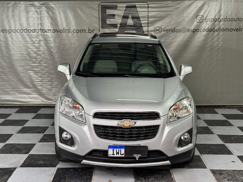 TRACKER 1.8 MPFI LTZ 4X2 16V FLEX 4P AUTOMÁTICO - 2015 - NOVA PRATA