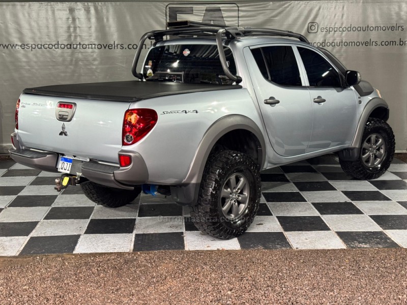L200 SAVANA 3.2 4X4 16V TURBO INTERCOOLER DIESEL 4P AUTOMÁTICO - 2018 - NOVA PRATA