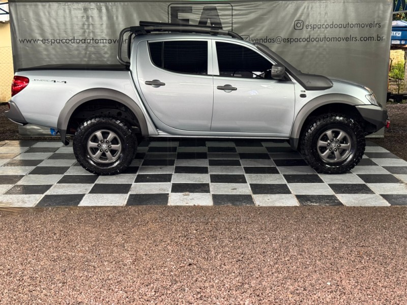 L200 SAVANA 3.2 4X4 16V TURBO INTERCOOLER DIESEL 4P AUTOMÁTICO - 2018 - NOVA PRATA