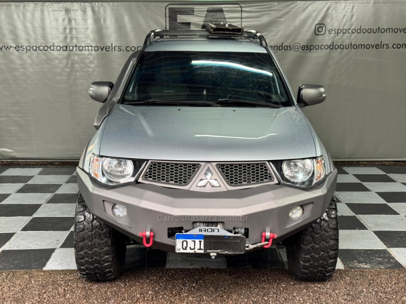L200 SAVANA 3.2 4X4 16V TURBO INTERCOOLER DIESEL 4P AUTOMÁTICO - 2018 - NOVA PRATA