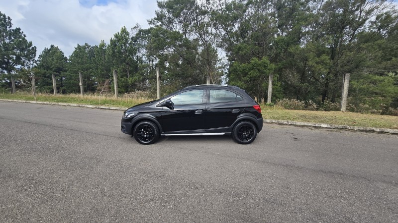 ONIX 1.4 MPFI ACTIV 8V FLEX 4P MANUAL - 2019 - BENTO GONçALVES