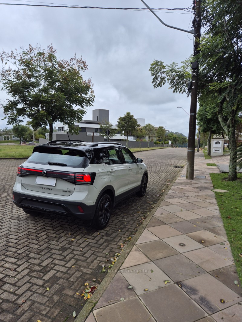 T-CROSS 1.4 HIGHLINE TSI 16V FLEX 4P AUTOMÁTICO - 2025 - BENTO GONçALVES