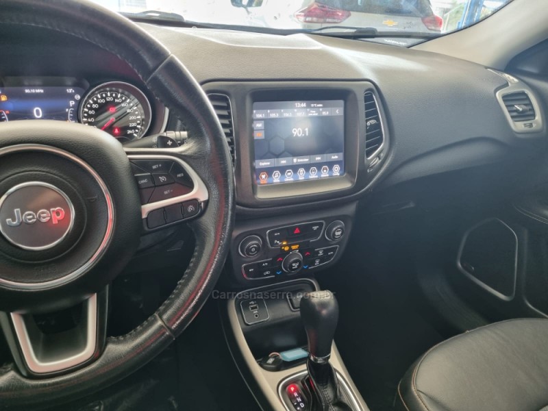 COMPASS 2.0 16V FLEX LONGITUDE AUTOMÁTICO - 2019 - VACARIA