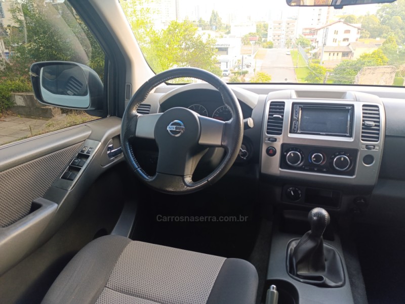 FRONTIER 2.5 SV ATTACK 4X4 CD TURBO ELETRONIC DIESEL 4P MANUAL - 2015 - CAXIAS DO SUL