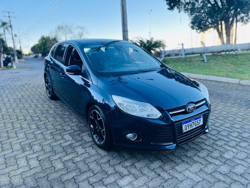FOCUS 2.0 TITANIUM PLUS 16V FLEX 4P AUTOMÁTICO - 2014 - BENTO GONçALVES