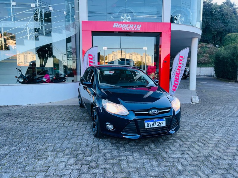 FOCUS 2.0 TITANIUM PLUS 16V FLEX 4P AUTOMÁTICO - 2014 - BENTO GONçALVES