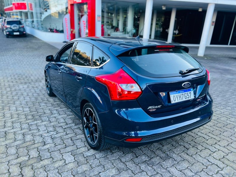FOCUS 2.0 TITANIUM PLUS 16V FLEX 4P AUTOMÁTICO - 2014 - BENTO GONçALVES