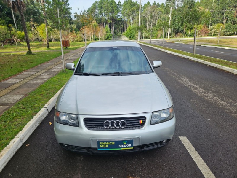 A3 1.8 20V GASOLINA 4P MANUAL - 2003 - VERANóPOLIS