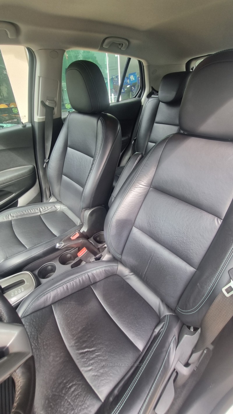 TRACKER 1.8 MPFI LTZ 4X2 16V FLEX 4P AUTOMÁTICO - 2014 - PASSO FUNDO