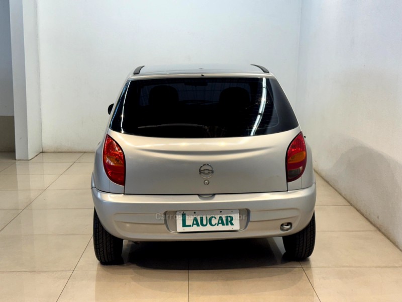 CELTA 1.4 MPFI 8V GASOLINA 4P MANUAL - 2004 - CASCA