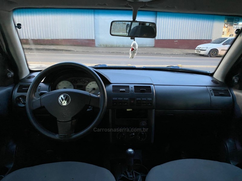 GOL 1.6 MI POWER FLEX 4P MANUAL G.III - 2003 - VACARIA