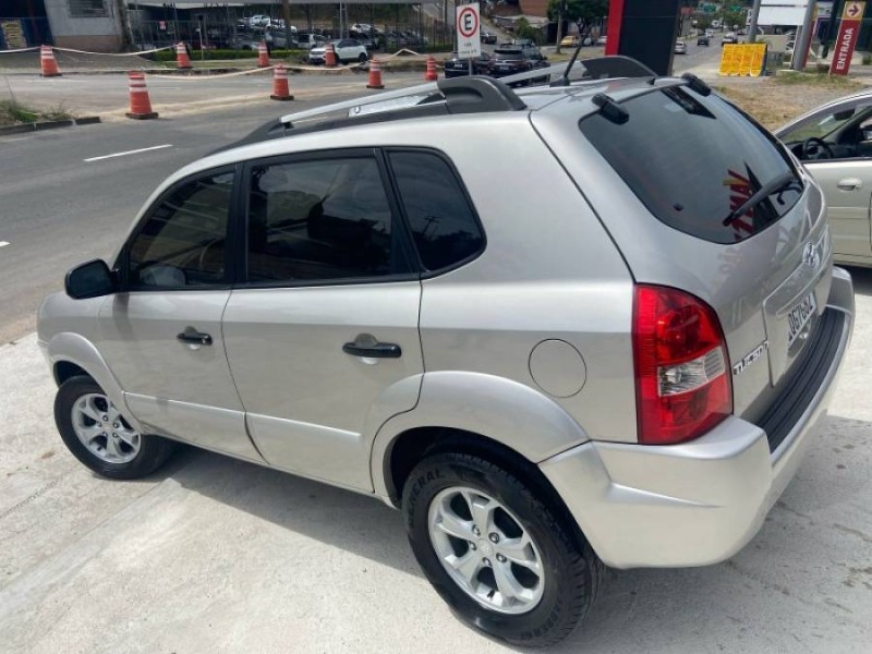 TUCSON 2.0 MPFI GL 16V 142CV 2WD GASOLINA 4P AUTOMÁTICO - 2010 - CAXIAS DO SUL