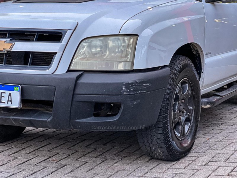 S10 2.4 MPFI ADVANTAGE 4X2 CS 8V FLEX 2P MANUAL - 2009 - CANELA