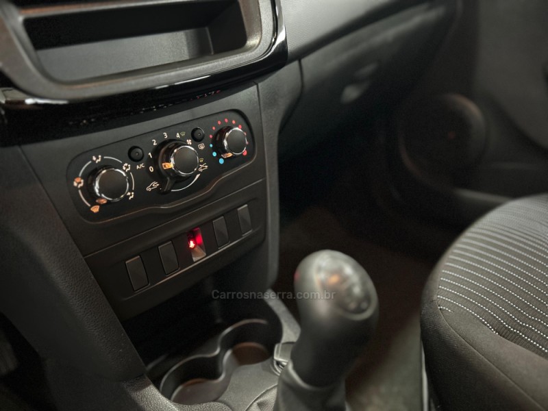LOGAN 1.0 LIFE 12V FLEX 4P MANUAL - 2022 - CAXIAS DO SUL