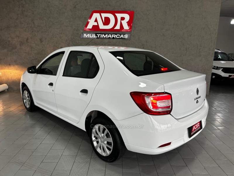 LOGAN 1.0 LIFE 12V FLEX 4P MANUAL - 2022 - CAXIAS DO SUL