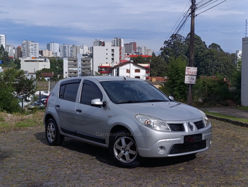 SANDERO 1.6 EXPRESSION 8V FLEX 4P MANUAL - 2011 - CAXIAS DO SUL