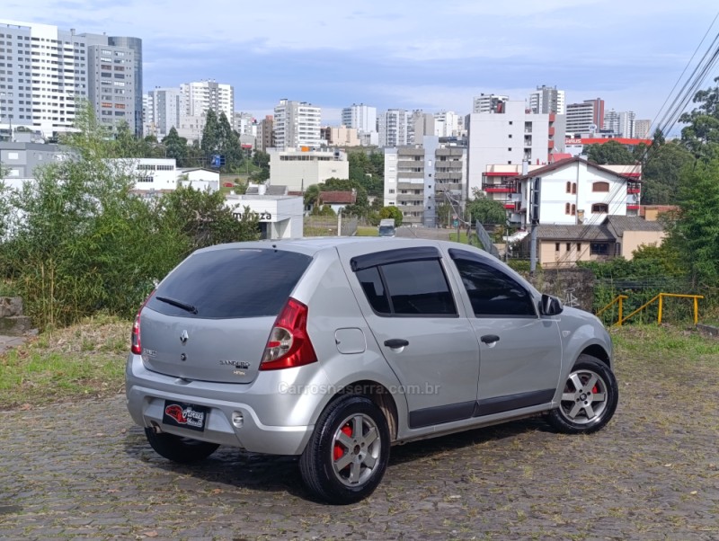SANDERO 1.6 EXPRESSION 8V FLEX 4P MANUAL - 2011 - CAXIAS DO SUL