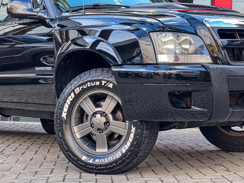 S10 2.4 MPFI ADVANTAGE 4X2 CD 8V FLEX 4P MANUAL - 2009 - CANELA