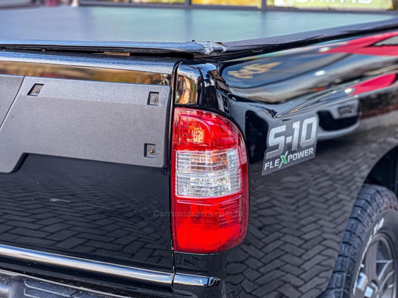 S10 2.4 MPFI ADVANTAGE 4X2 CD 8V FLEX 4P MANUAL - 2009 - CANELA