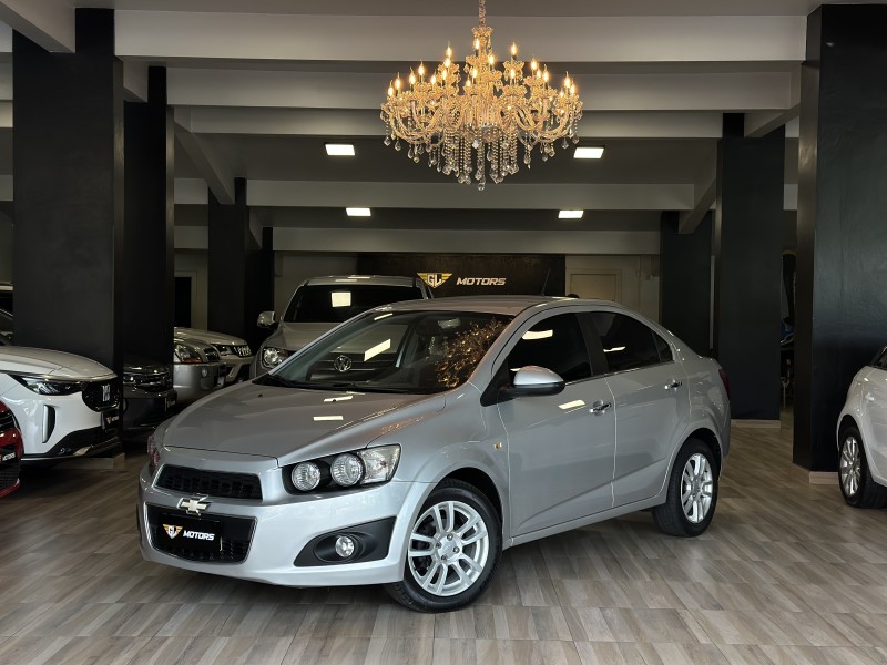 sonic 1.6 ltz sedan 16v flex 4p manual 2013 caxias do sul