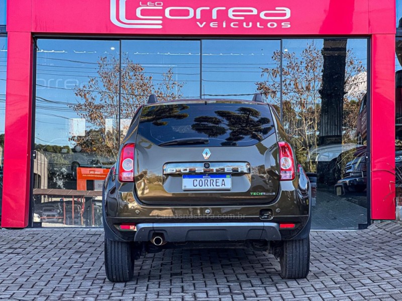 DUSTER 2.0 DYNAMIQUE 4X2 16V FLEX 4P AUTOMÁTICO - 2015 - CANELA