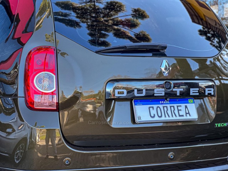 DUSTER 2.0 DYNAMIQUE 4X2 16V FLEX 4P AUTOMÁTICO - 2015 - CANELA