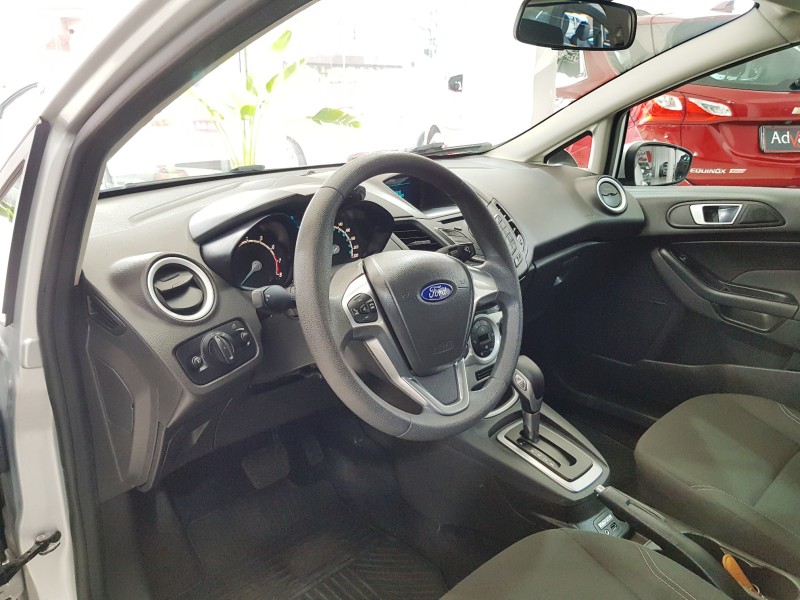 FIESTA 1.6 SE HATCH 16V FLEX 4P AUTOMÁTICO - 2015 - CAXIAS DO SUL