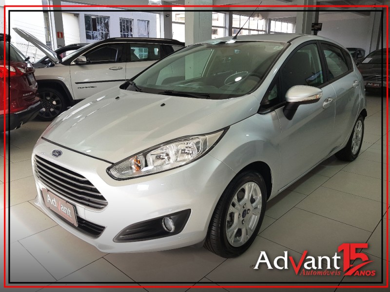 fiesta 1.6 se hatch 16v flex 4p automatico 2015 caxias do sul