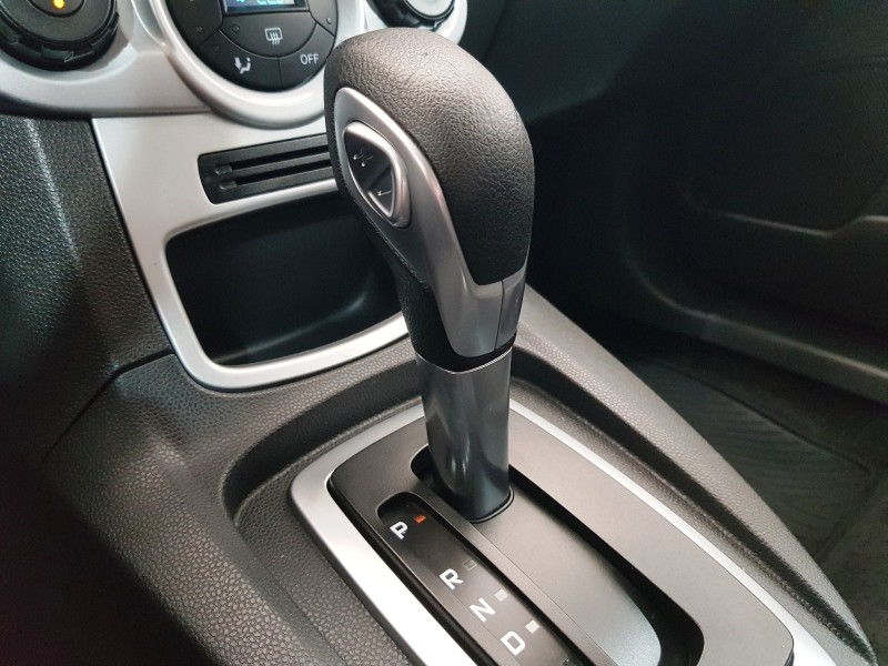 FIESTA 1.6 SE HATCH 16V FLEX 4P AUTOMÁTICO - 2015 - CAXIAS DO SUL