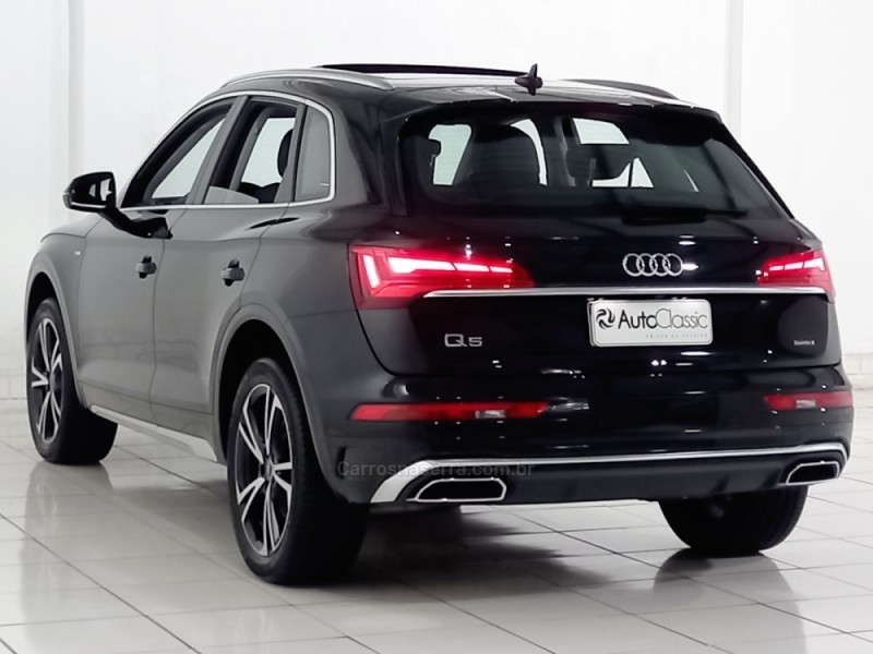 Q5 2.0 TFSI S-LINE S TRONIC 16V GASOLINA 4P AUTOMÁTICO - 2022 - PORTO ALEGRE
