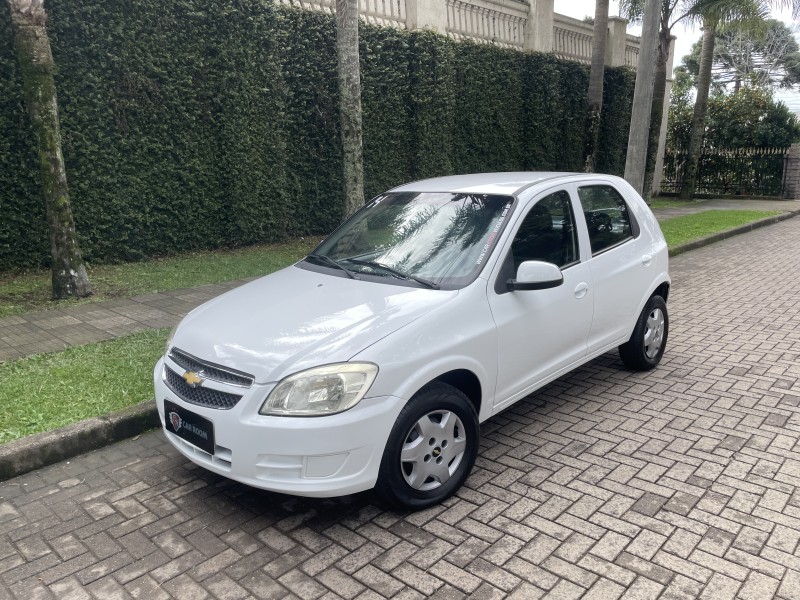 CELTA 1.0 VHCE LT 8V FLEX 4P MANUAL